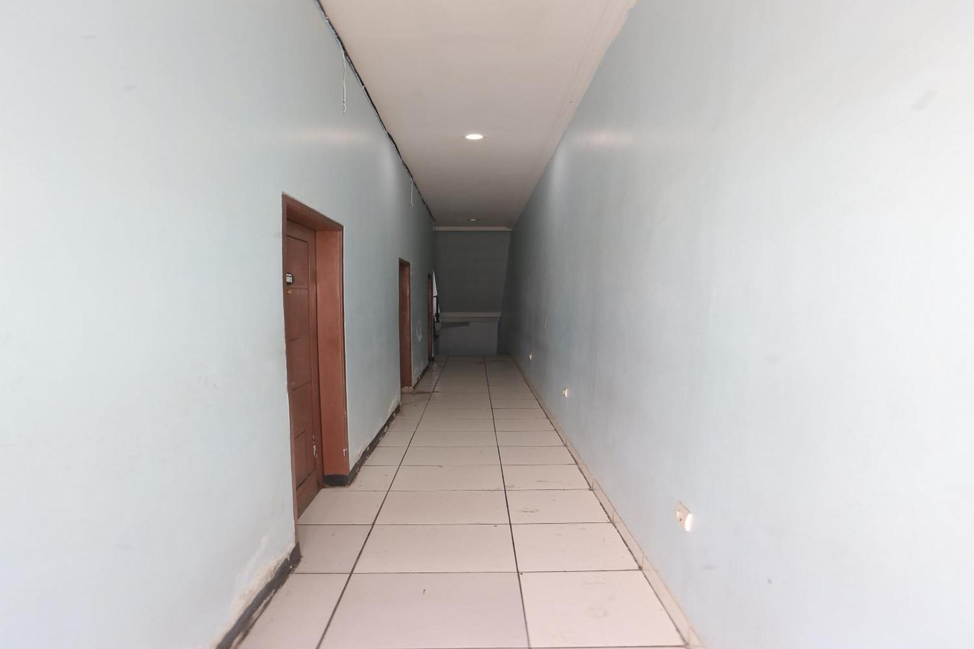 Oyo 93584 Rukotel South Tangerang Exterior photo